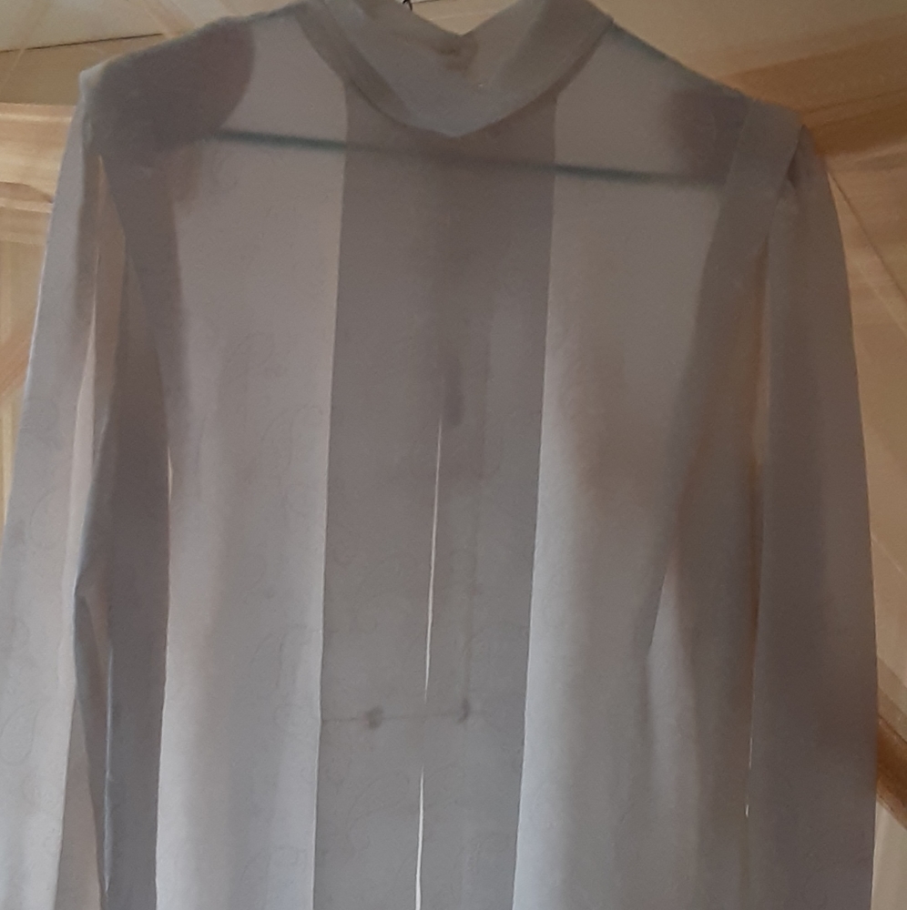 Blouse - Picture 2 of 3